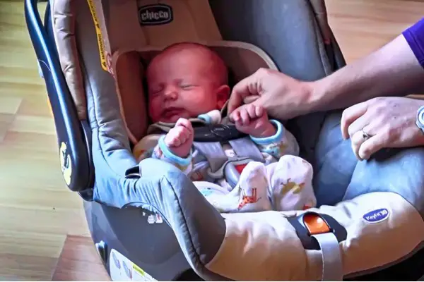 An in depth review of the best car seat toys in 2018