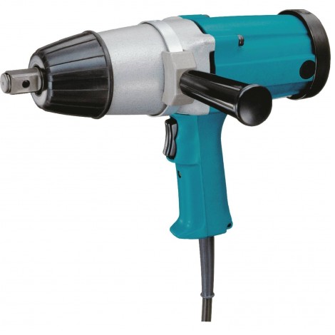 10. Makita 3/4 Impact Wrench