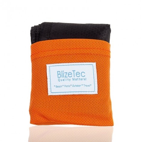 3. BlizeTec Pocket Blanket