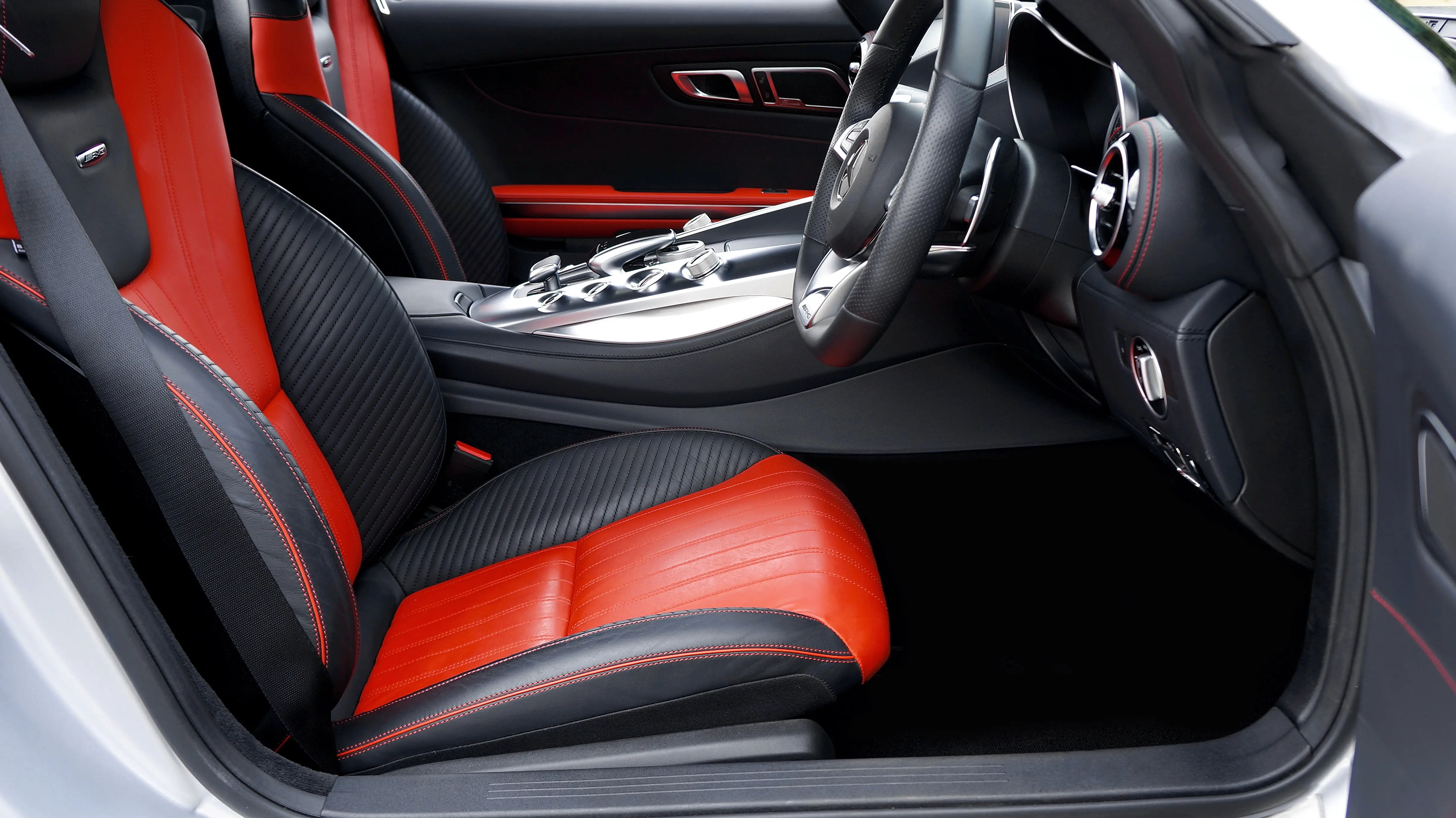 An in-depth review of the best leather seat covers