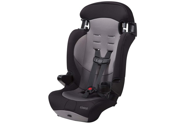 An in-depth review of the Cosco Finale car seat. 
