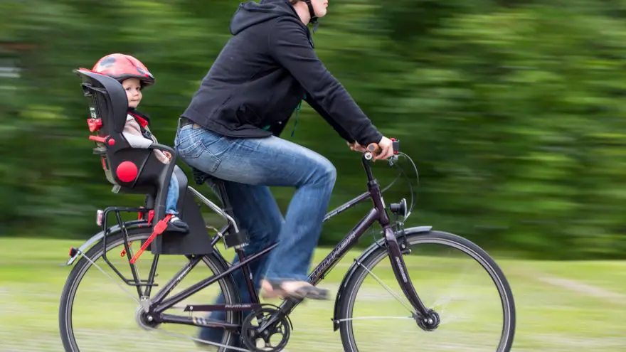 Carrying Your Kid on A Bike: Safety Tips