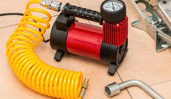 an in depth guide on how to use an air compressor