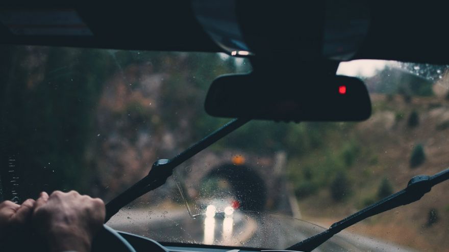 an in depth guide on windshield wiper replacement