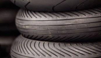 A Beginner's Guide On How to Change a Motorcycle Tire