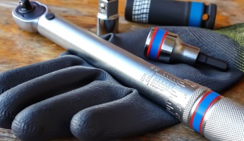 Beginner's Guide On How to Use a Torque Wrench