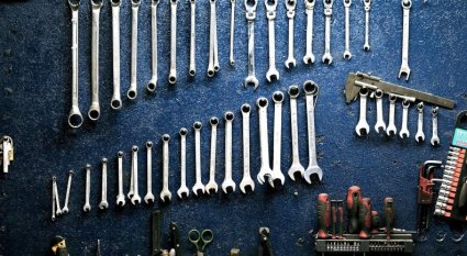 A thorough guide for how to remove rust from tools.